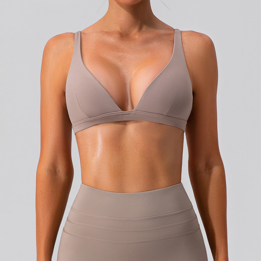 LIGHT GREY TRIANGLE BRALETTE