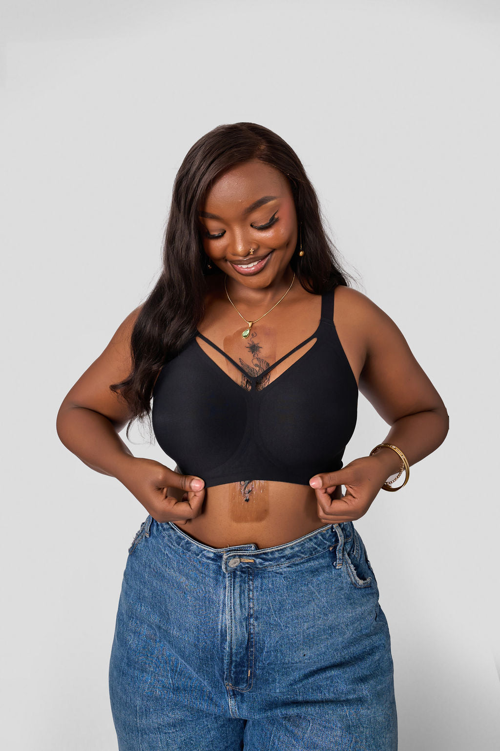 MATI V-NECK BREATHABLE BRA
