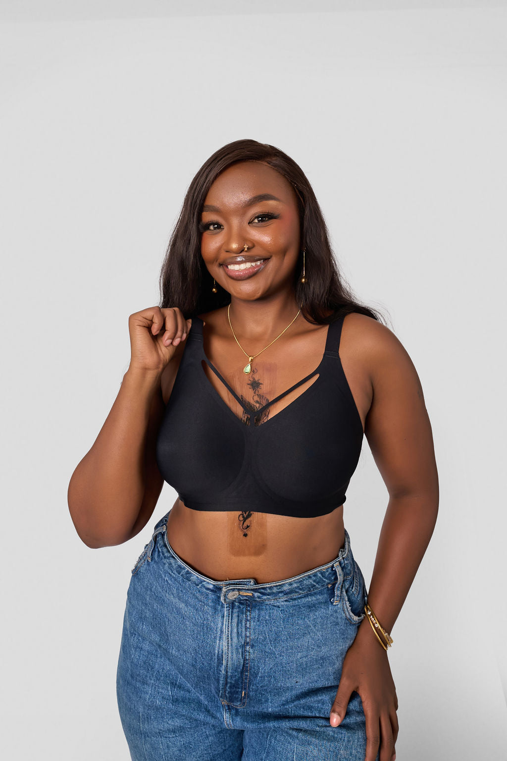 MATI V-NECK BREATHABLE BRA