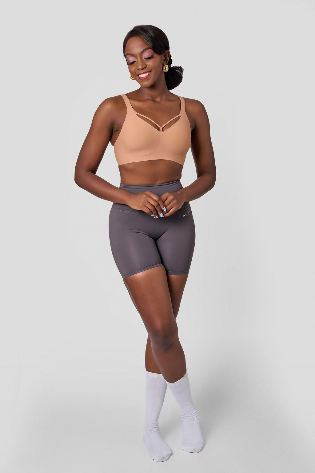 MATI V-NECK BREATHABLE BRA
