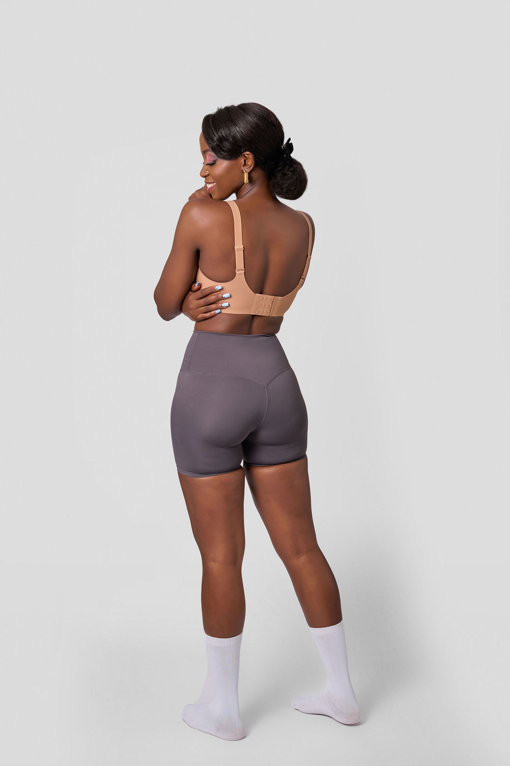 MATI V-NECK BREATHABLE BRA