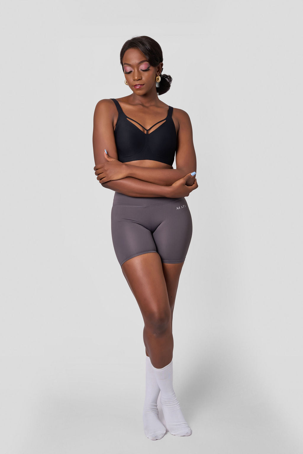 MATI V-NECK BREATHABLE BRA