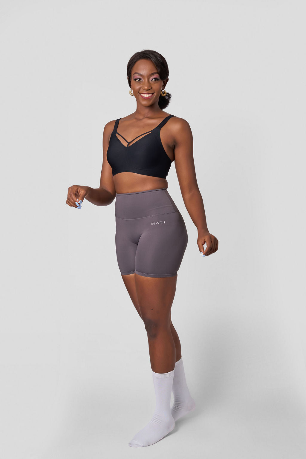 MATI V-NECK BREATHABLE BRA