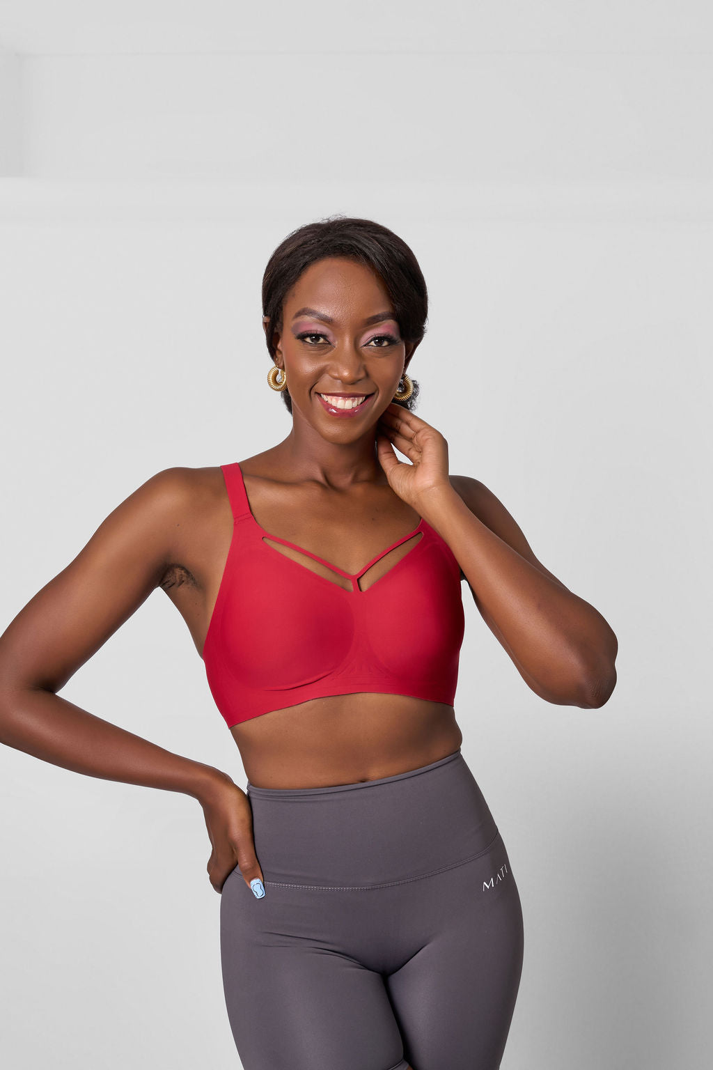 MATI V-NECK BREATHABLE BRA