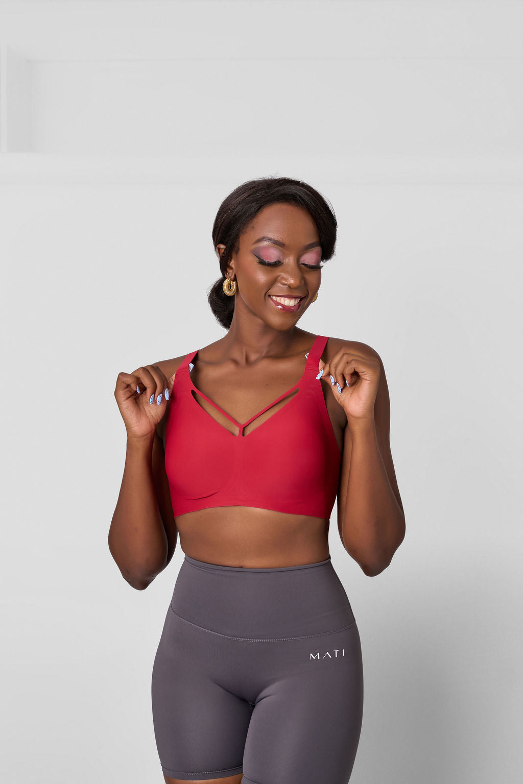 MATI V-NECK BREATHABLE BRA