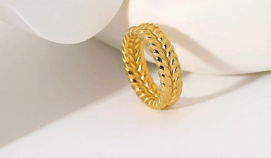 Braided ring