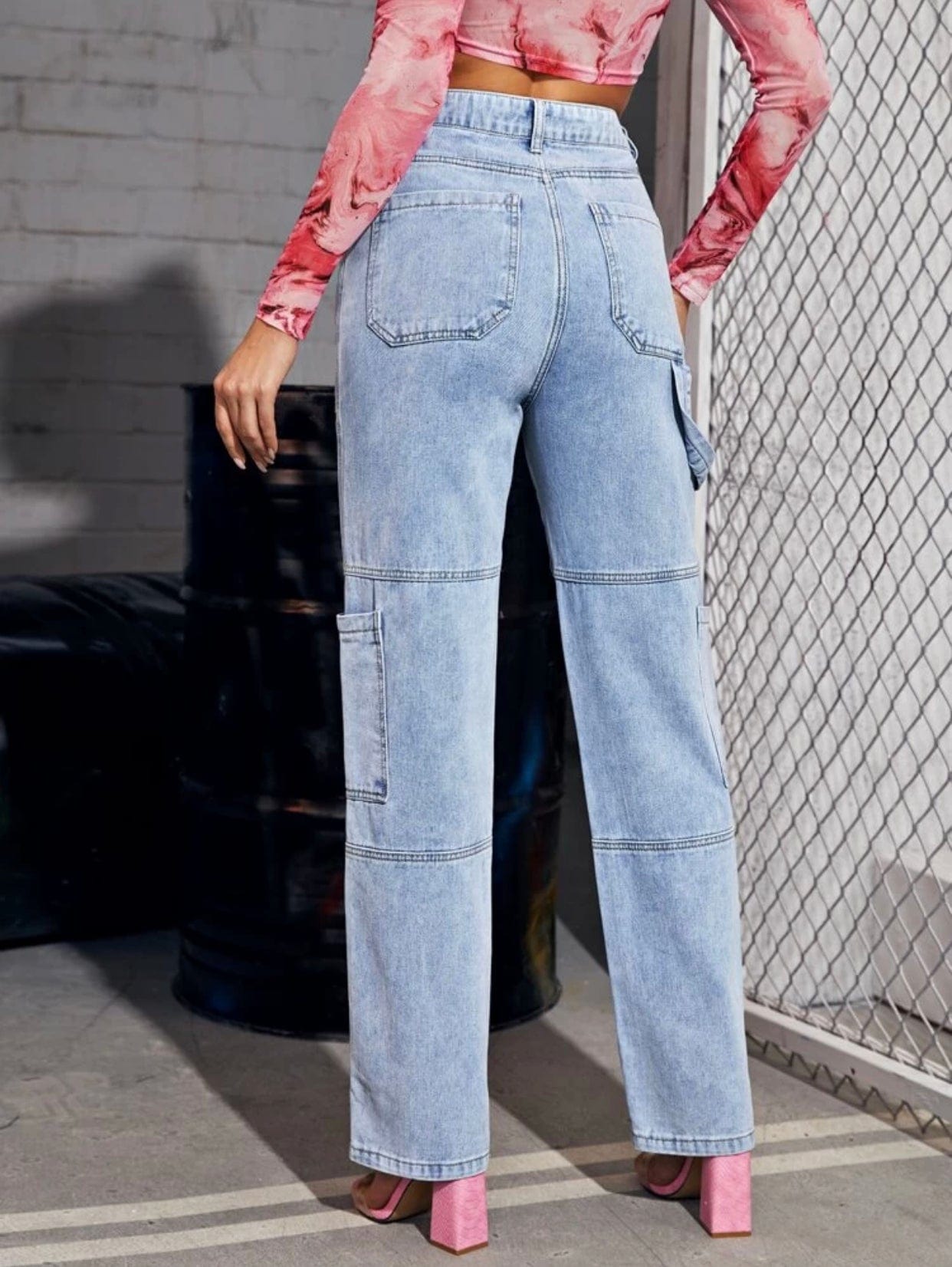 High waisted baggy jeans