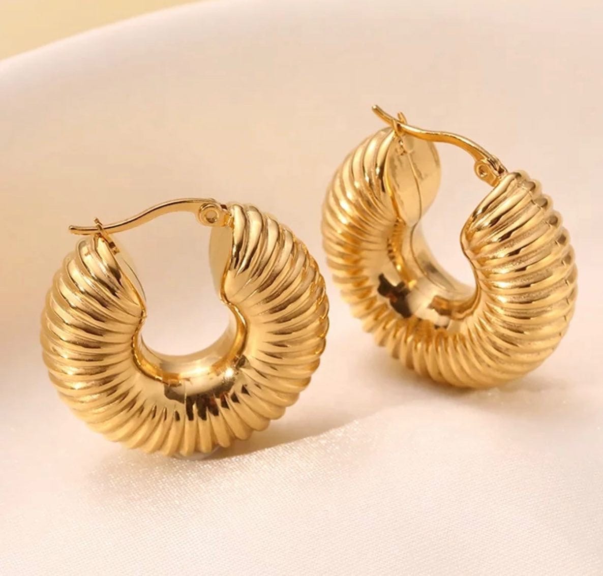 18 k gold plated croissant hoop earrings