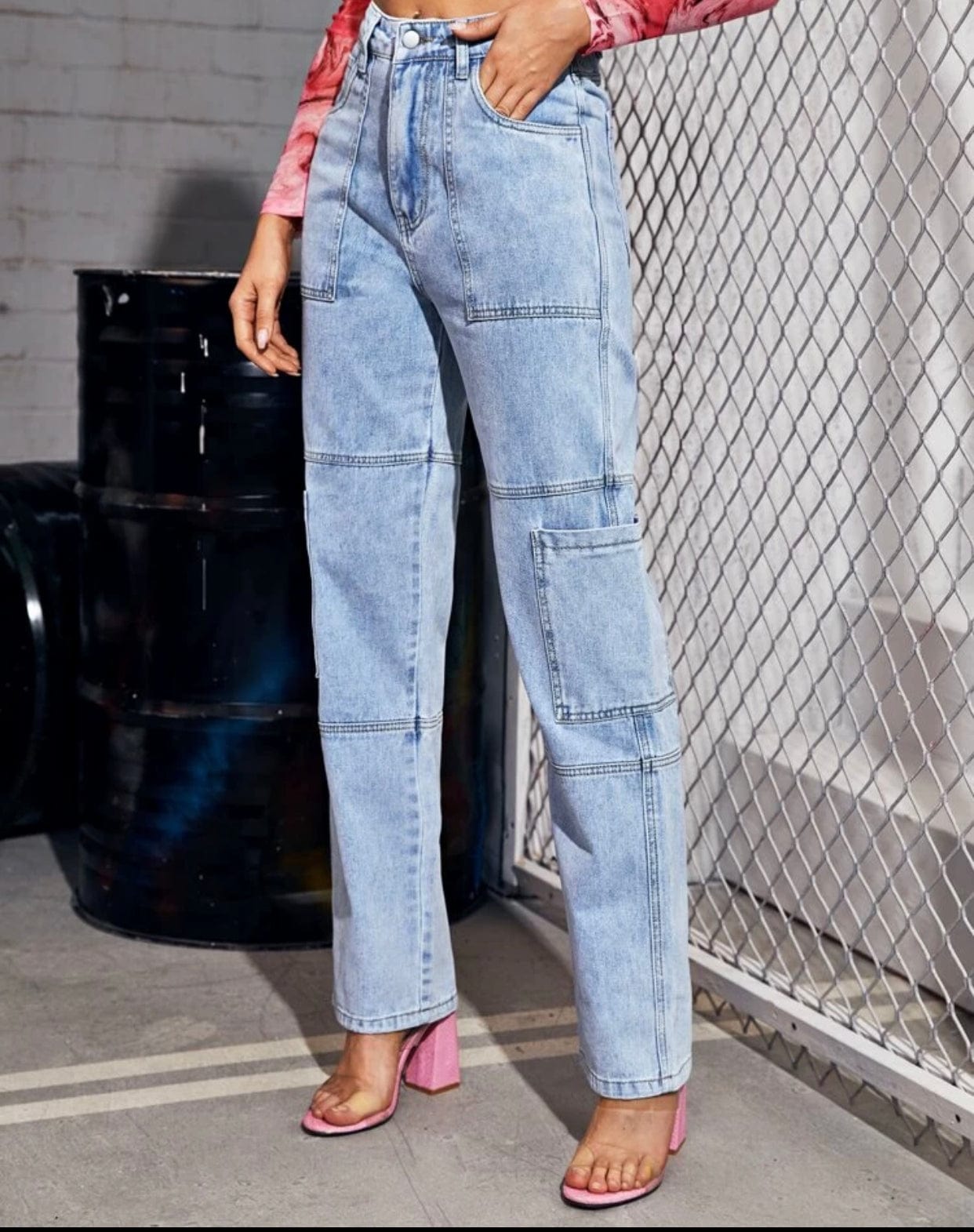 High waisted baggy jeans