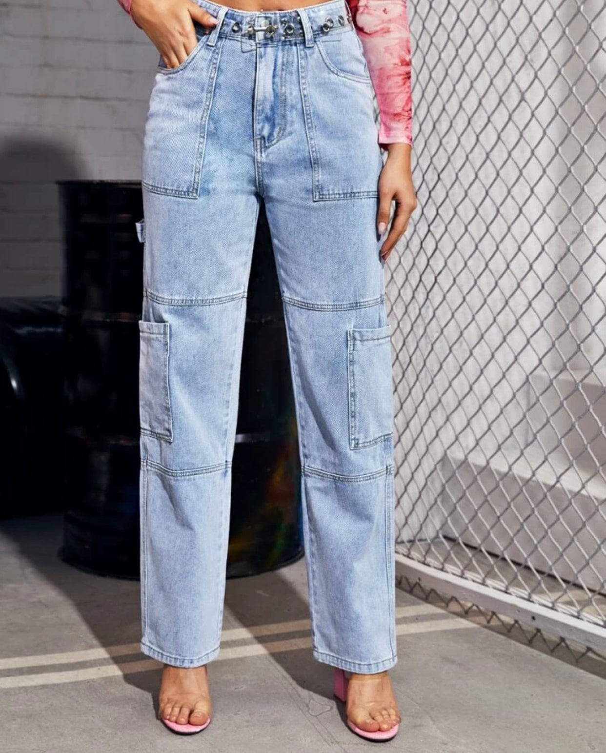 High waisted baggy jeans