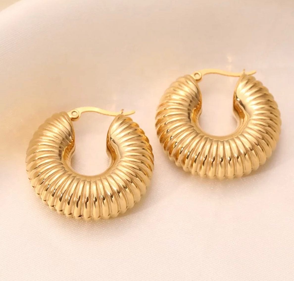 18 k gold plated croissant hoop earrings